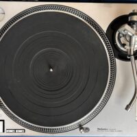 פטיפון Technics SL-1200MK2